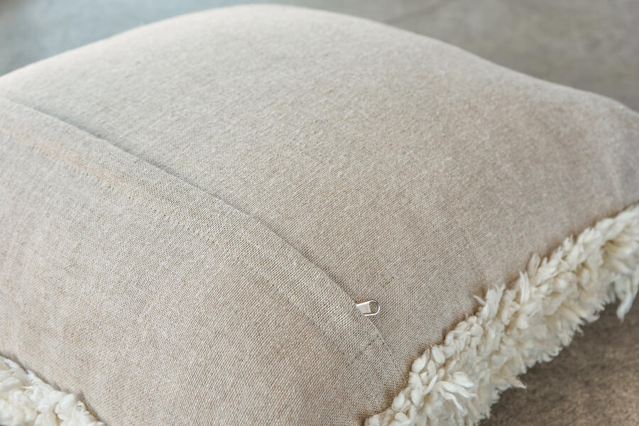 MERINO WOOL SHAG CUSHION - IVORY | WOVEN