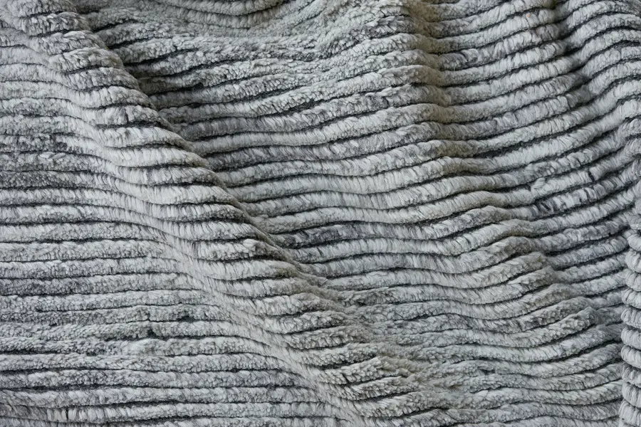 WOOL TULU - SILVER | WOVEN