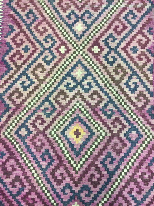 Vintage Inspired Kilim / 18969 | WOVEN