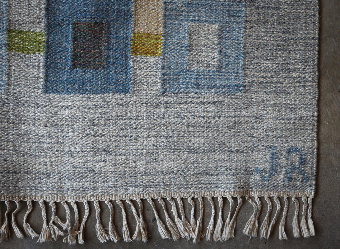 swedish / 19689 | WOVEN