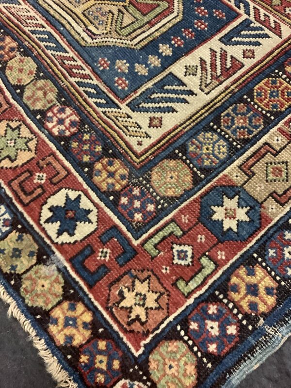 Caucasian / 21108 | WOVEN