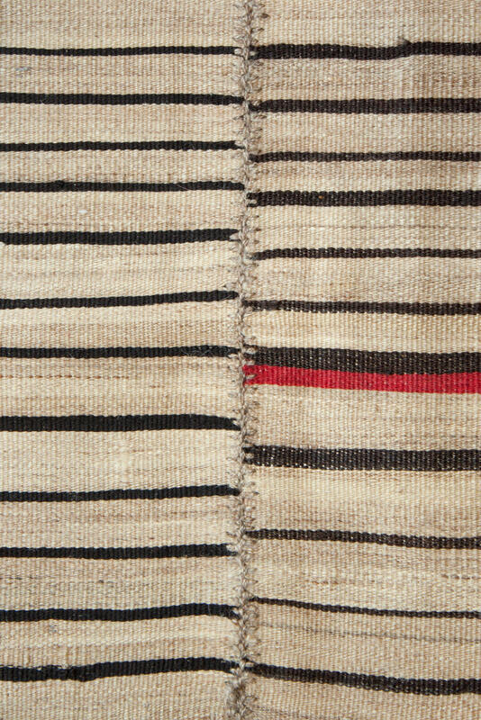 vintage modern kilim / 25679 | WOVEN