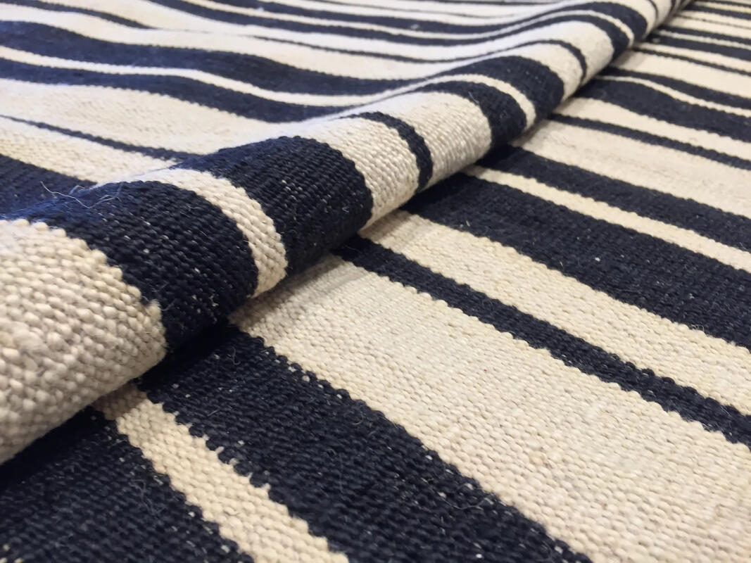 vintage inspired kilim / 21262 | WOVEN