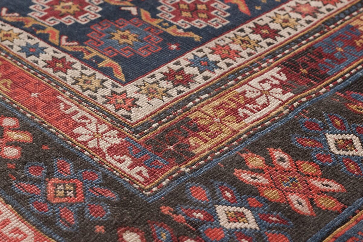 Caucasian / 21922 | WOVEN