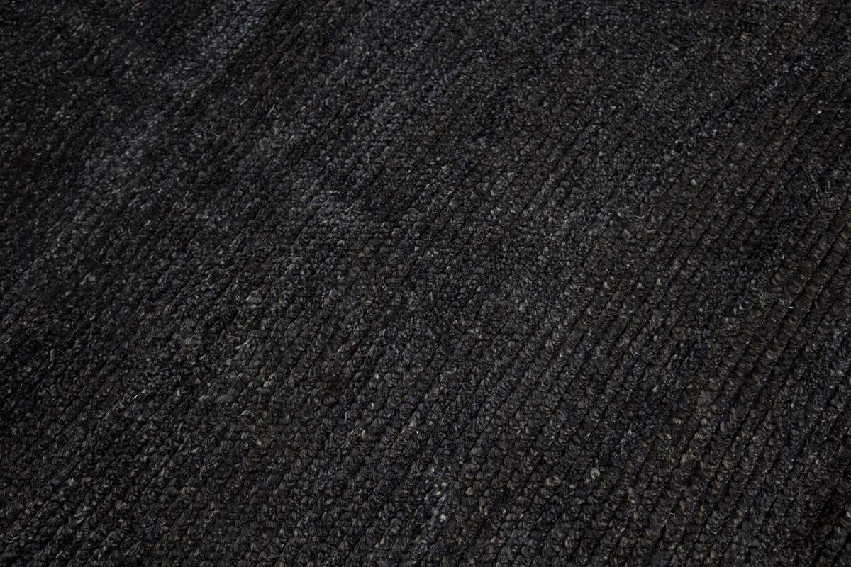 mohair tulu - black | WOVEN