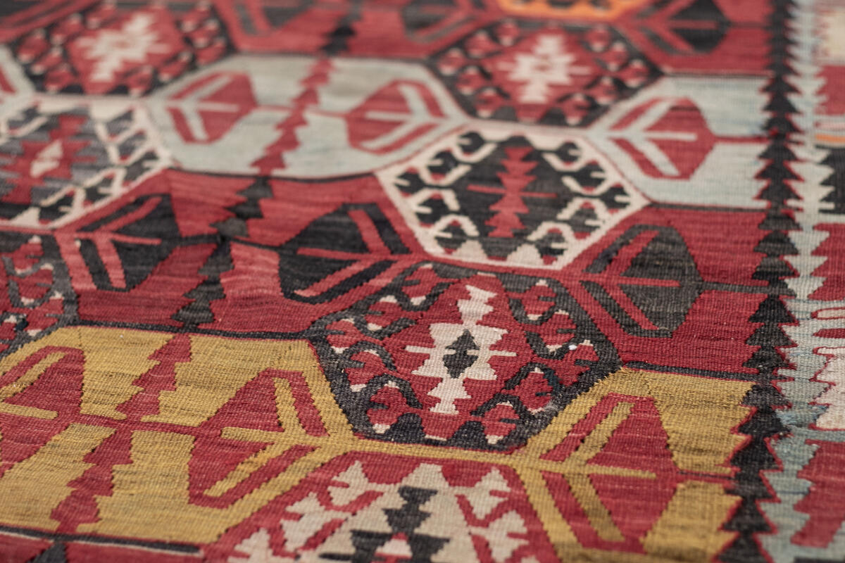 antique kilim / 23119 | WOVEN