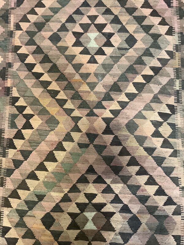 Vintage Inspired Kilim / 24152 | WOVEN