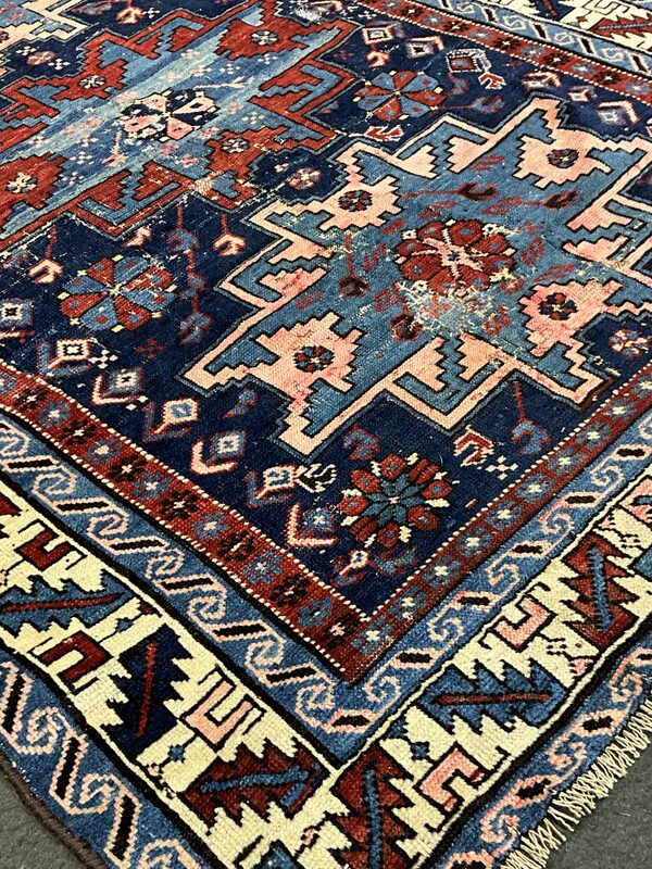 Caucasian / 25760 | WOVEN