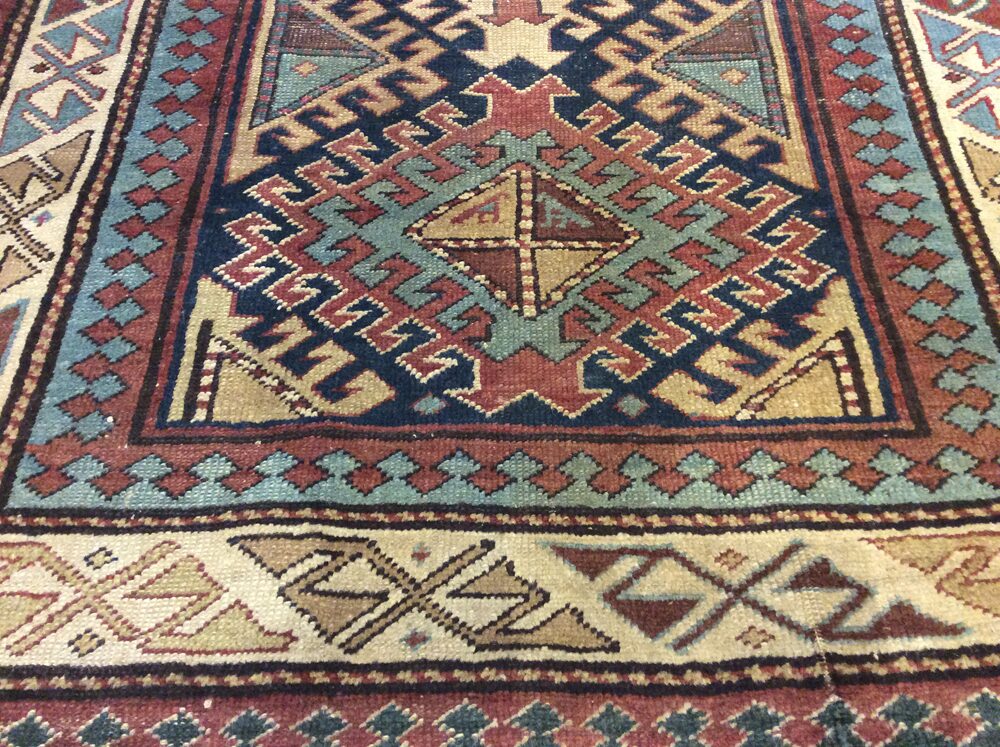 Caucasian / 19736 | WOVEN