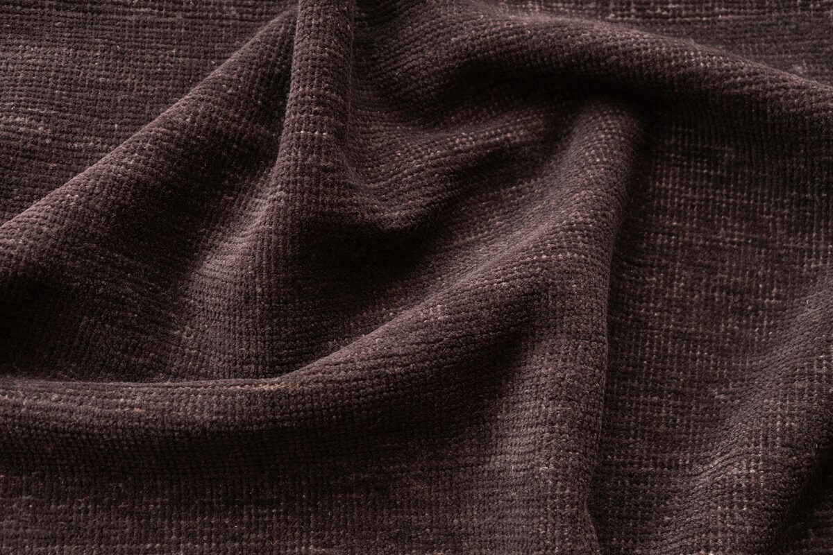 DISTRESSED WOOL - AUBERGINE | WOVEN