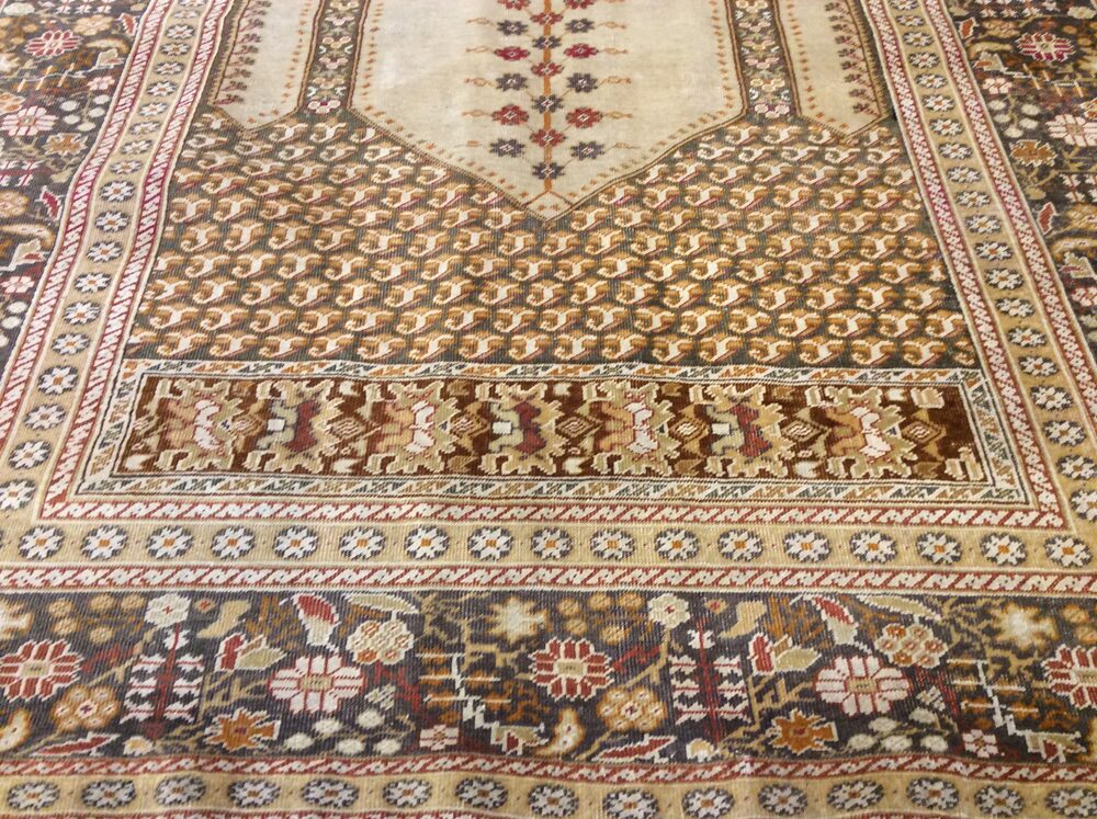 Kysari / 20257 | WOVEN