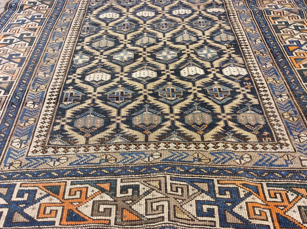 Caucasian / 20270 | WOVEN