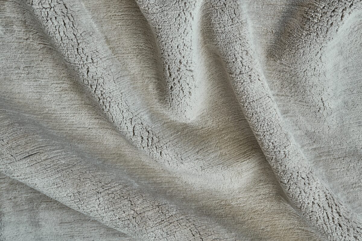 SHEARED SILK - SILVER | WOVEN