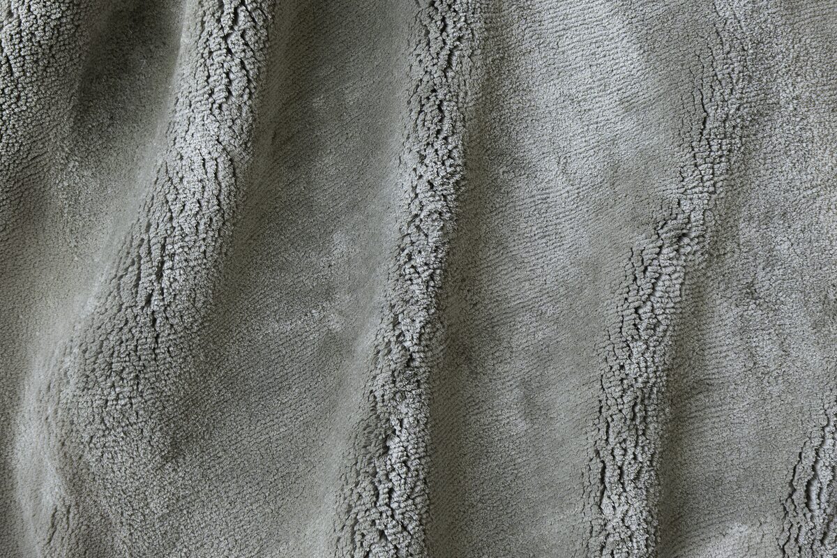 SHEARED SILK - STONE GREY | WOVEN