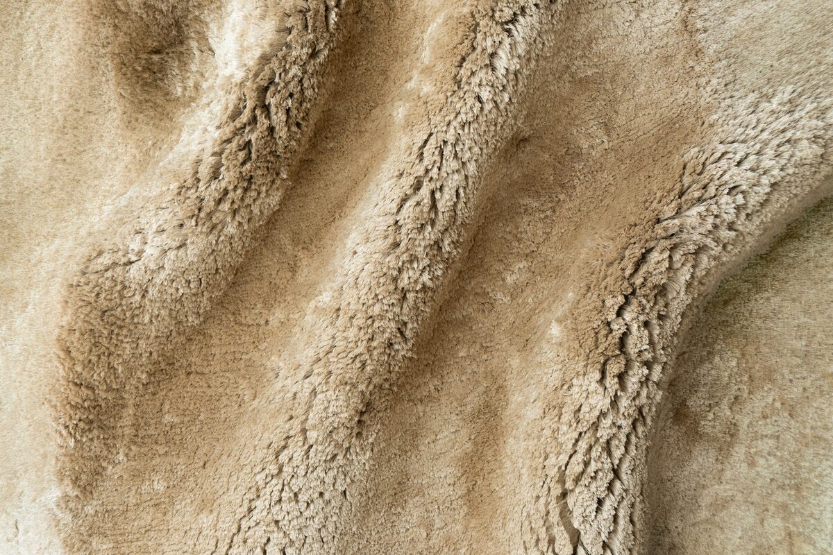 SILK SHAG - SAND | WOVEN