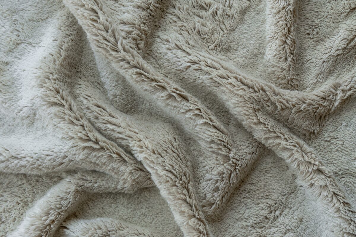 TEXTURED MOHAIR CUSHION - IVORY | WOVEN