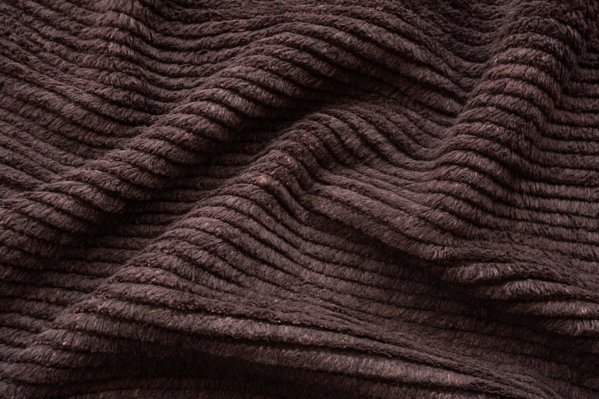 WOOL TULU - AUBERGINE | WOVEN
