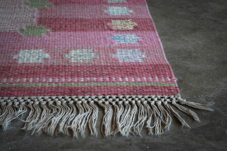 swedish / 19682 | WOVEN