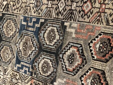 caucasian / 24498 | WOVEN