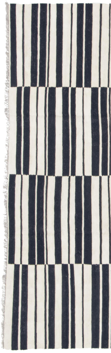 vintage inspired kilim - black/ivory / 27288 | WOVEN