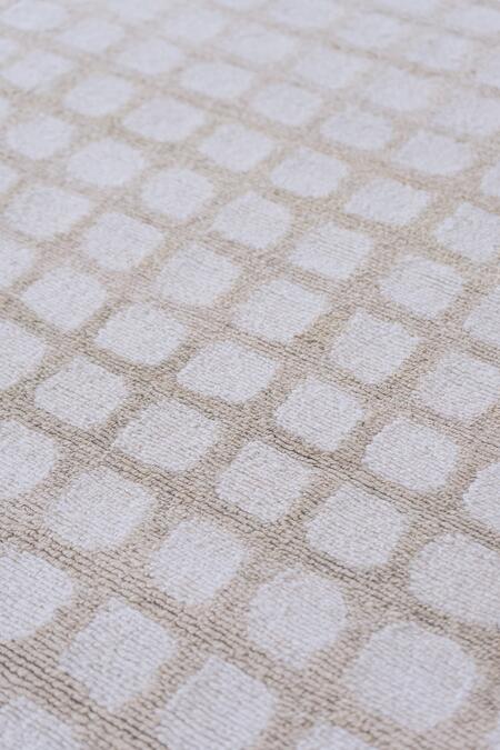 ison - alabaster | WOVEN