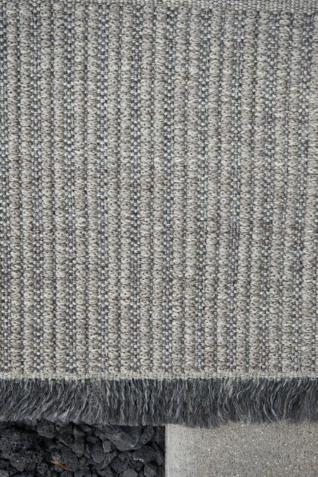 tephra - pebble | WOVEN